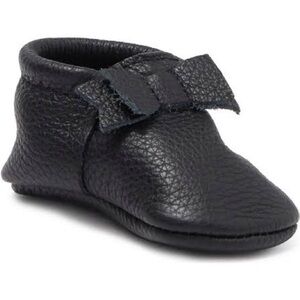 FRESHLY PICKED BOW MOCCASIN BABY SHOE ❤️IN STORES❤️